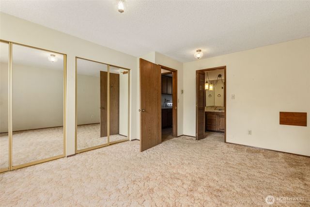 5359 Ruby Place NE, Bainbridge Island, WA 98110