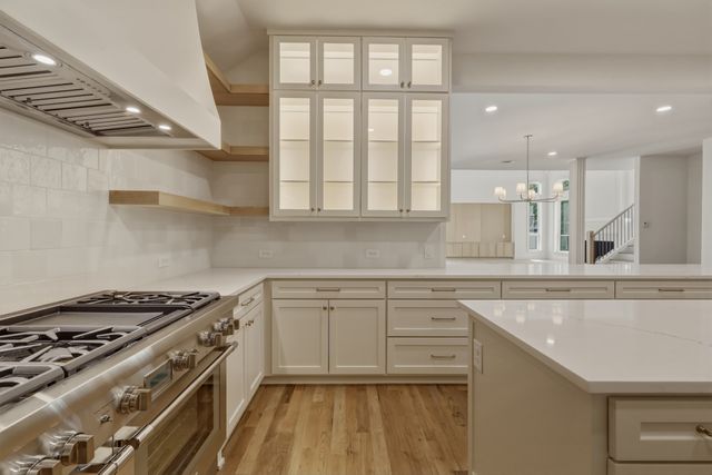 7 Royal Terrace Court, Dallas, TX 75225