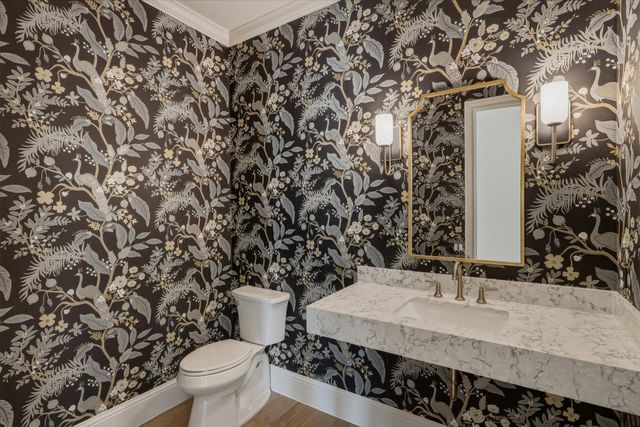 7 Royal Terrace Court, Dallas, TX 75225