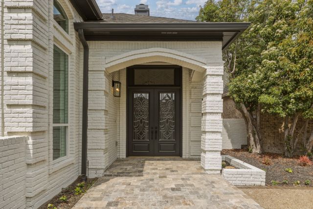 7 Royal Terrace Court, Dallas, TX 75225