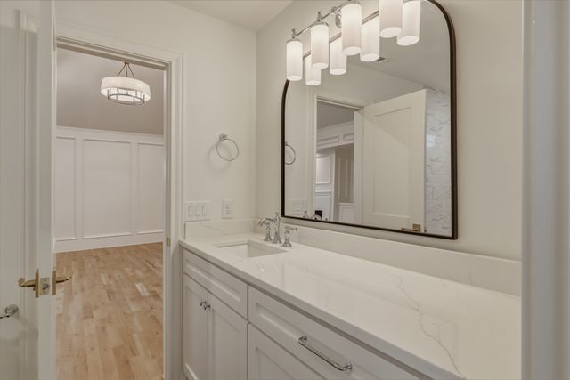 7 Royal Terrace Court, Dallas, TX 75225