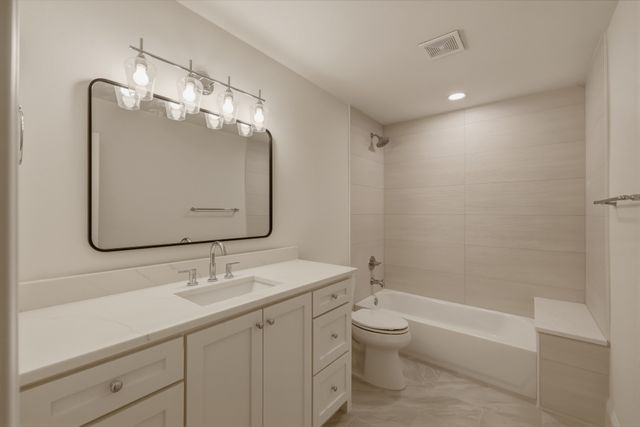 7 Royal Terrace Court, Dallas, TX 75225