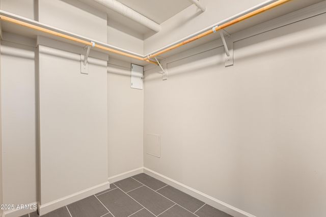 535 W THOMAS Road 405, Phoenix, AZ 85013