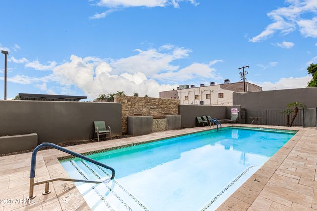 535 W THOMAS Road 405, Phoenix, AZ 85013