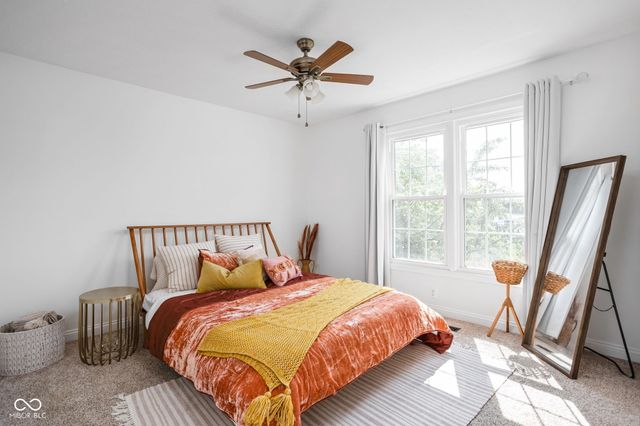 7772 W Shadow Creek Way, Greenfield, IN 46140