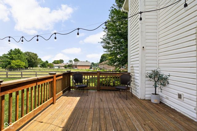 7772 W Shadow Creek Way, Greenfield, IN 46140