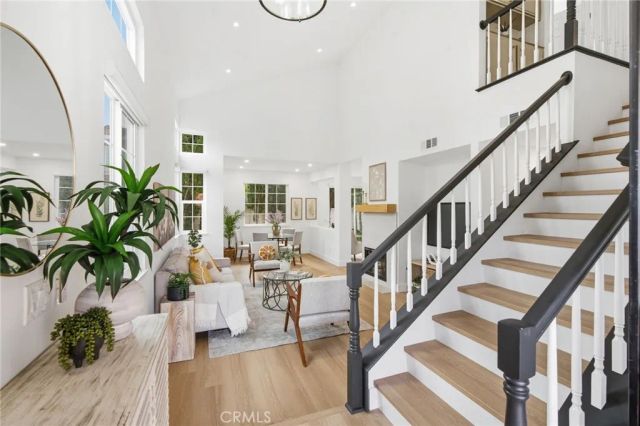 32 Comiso, Irvine, CA 92614