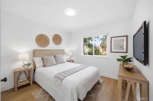 32 Comiso, Irvine, CA 92614