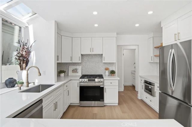 32 Comiso, Irvine, CA 92614