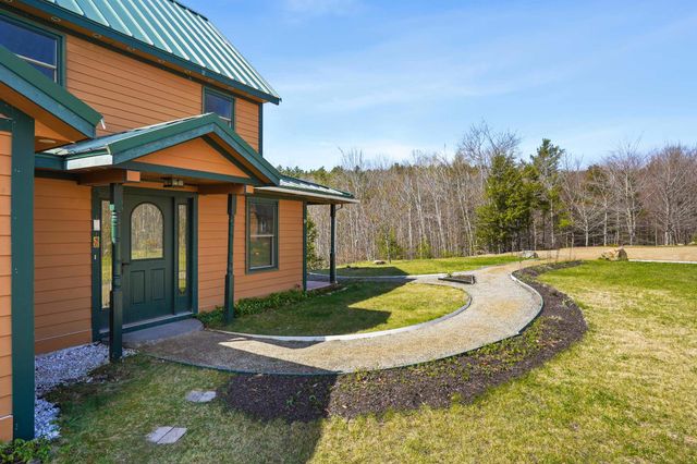 36 New Road, Meredith, NH 03253