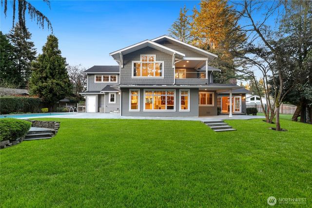 37 Tatoosh Ky, Bellevue, WA 98006