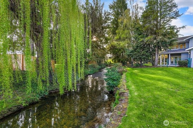 37 Tatoosh Ky, Bellevue, WA 98006
