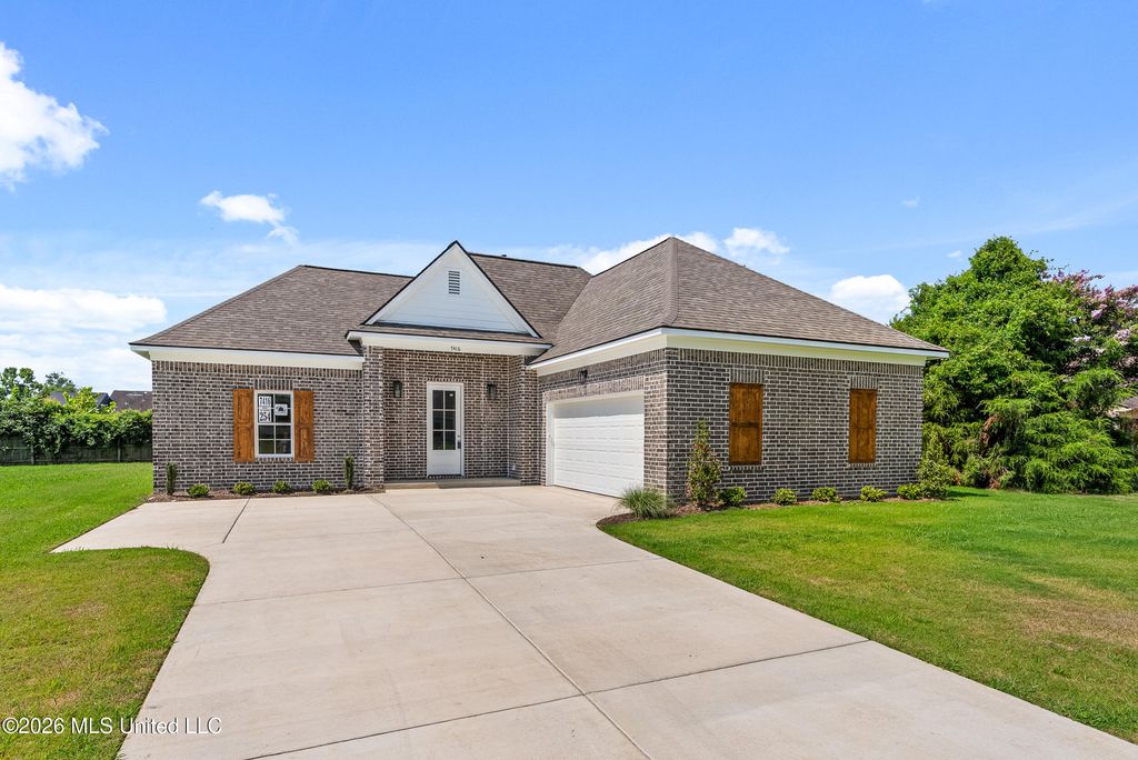 7416 Dunbarton Drive, Horn Lake, MS 38637