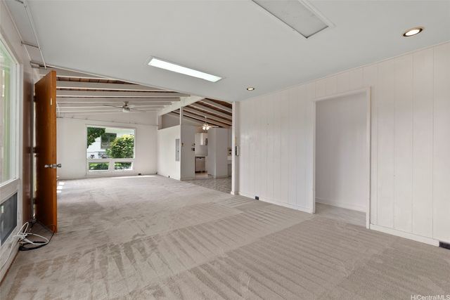 3003 Polohilani Place, Honolulu, HI 96817