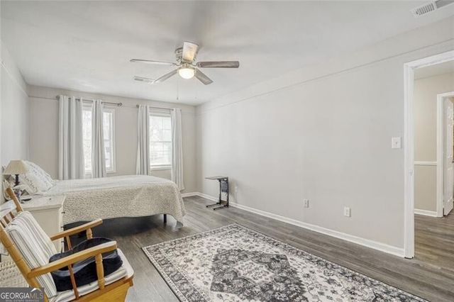 1049 Autumn Crest Drive, Stone Mountain, GA 30083