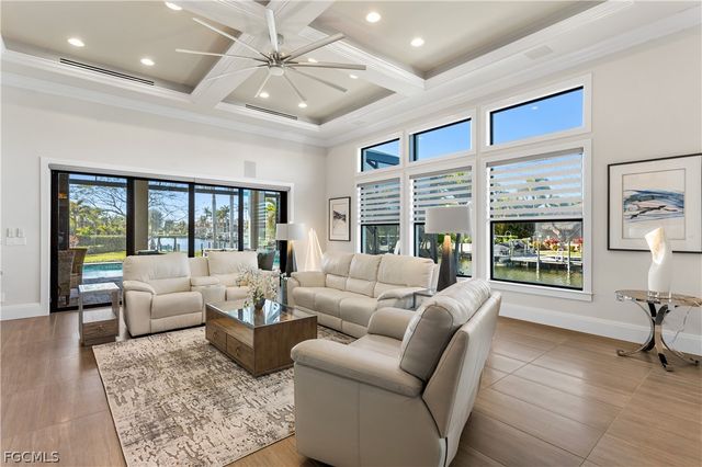 5501 Harbour Preserve CIR, Cape Coral, FL 33914