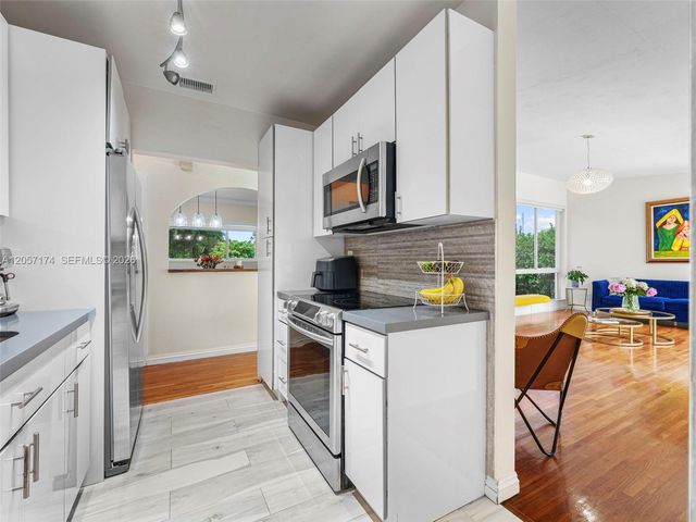 8651 SW 32nd Terrace, Miami, FL 33155