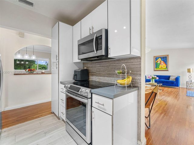 8651 SW 32nd Terrace, Miami, FL 33155