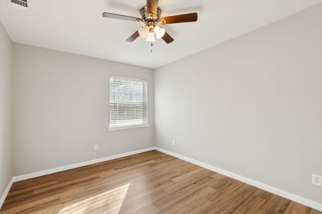 8624 Hackney Lane, Dallas, TX 75238