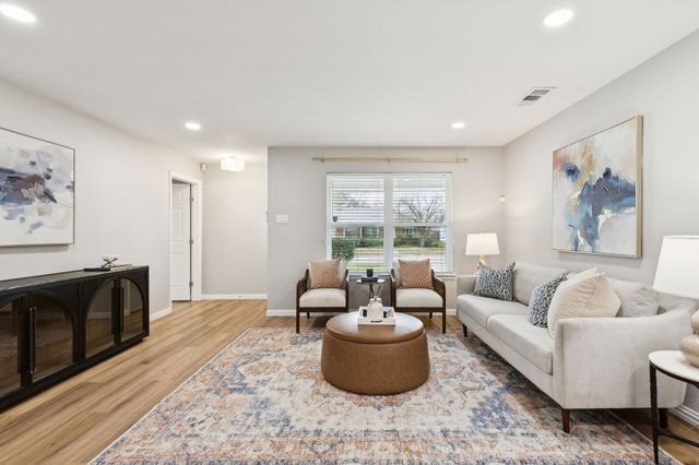 8624 Hackney Lane, Dallas, TX 75238