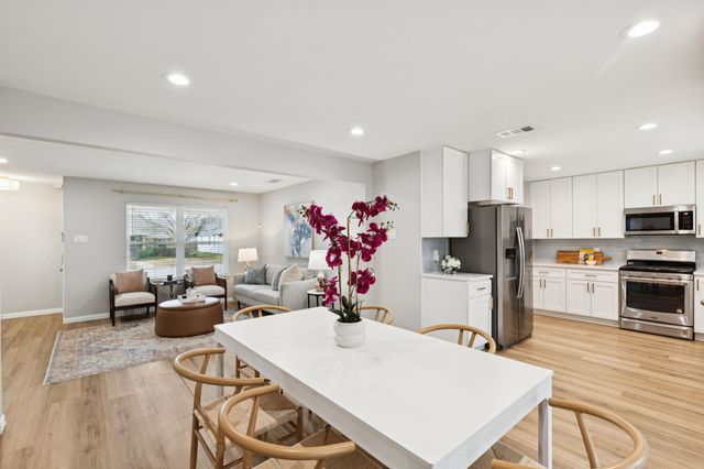 8624 Hackney Lane, Dallas, TX 75238