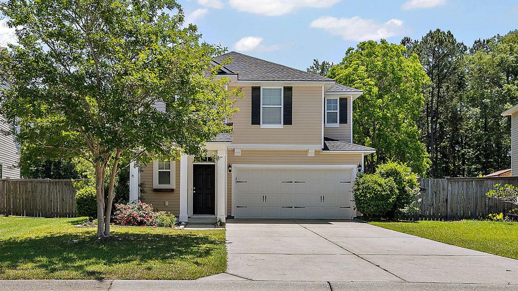 217 Oglethorpe Circle, Moncks Corner, SC 29461