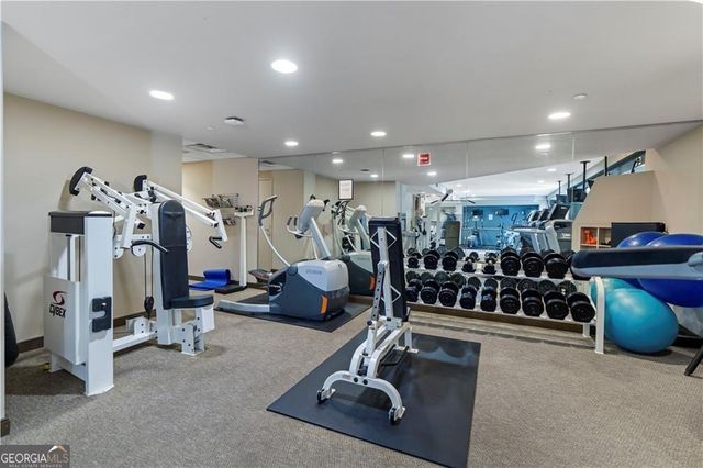 2626 Peachtree Road NW 704, Atlanta, GA 30305