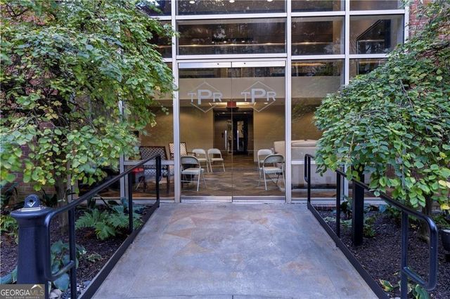 2626 Peachtree Road NW 704, Atlanta, GA 30305