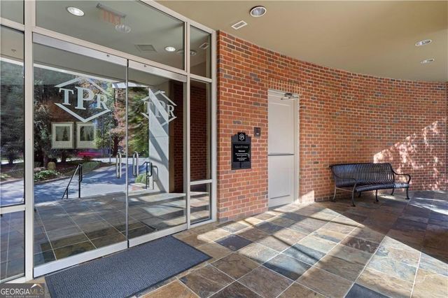 2626 Peachtree Road NW 704, Atlanta, GA 30305