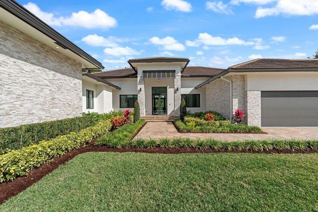 11861 NW 9 Street, Plantation, FL 33325