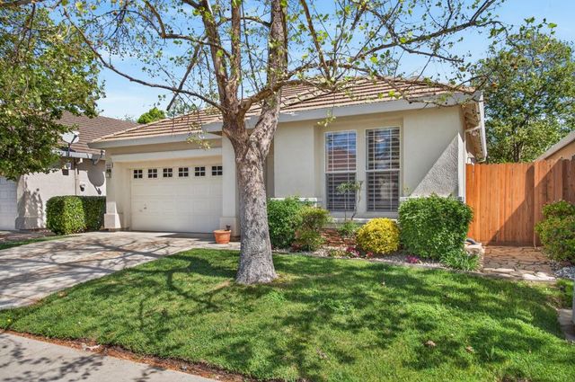 9393 Canmoor Cir, Elk Grove, CA 95758