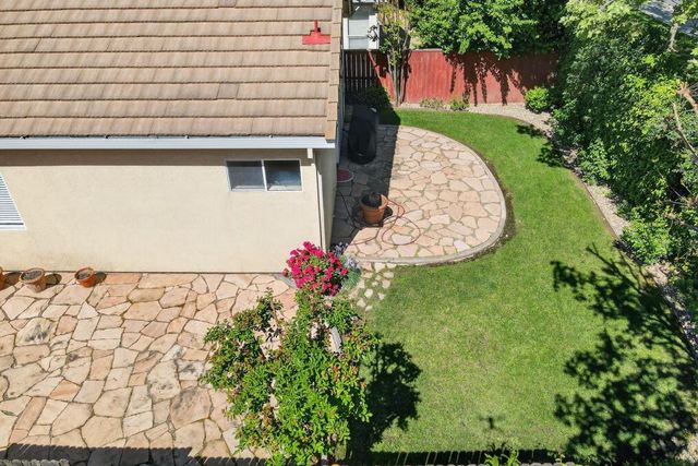 9393 Canmoor Cir, Elk Grove, CA 95758