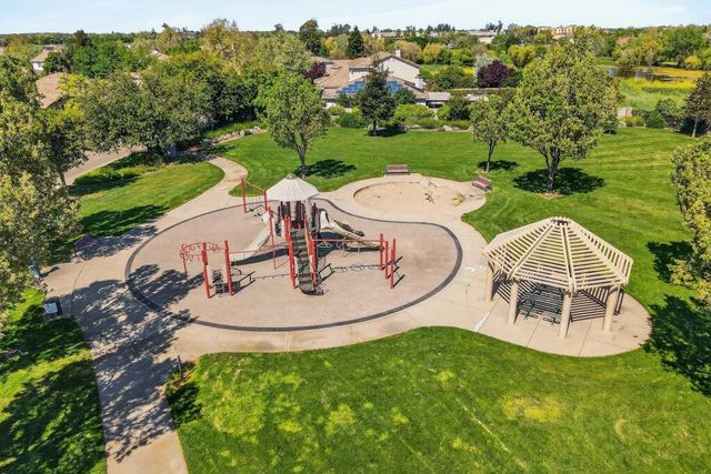 9393 Canmoor Cir, Elk Grove, CA 95758