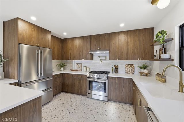 210 N Lomita, Ojai, CA 93023
