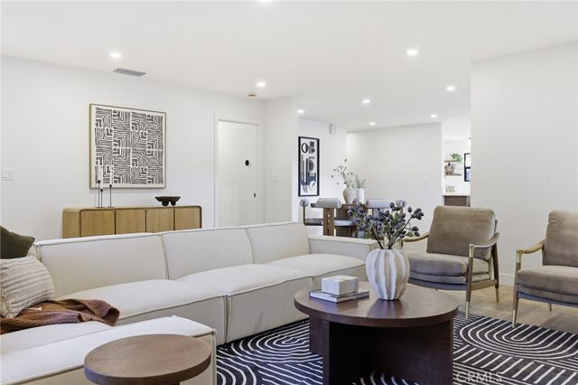 210 N Lomita, Ojai, CA 93023