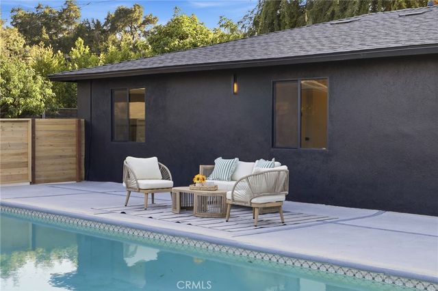 210 N Lomita, Ojai, CA 93023