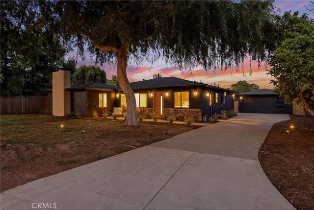 210 N Lomita, Ojai, CA 93023