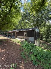 518 Tipton Station Rd, Knoxville, TN 37920