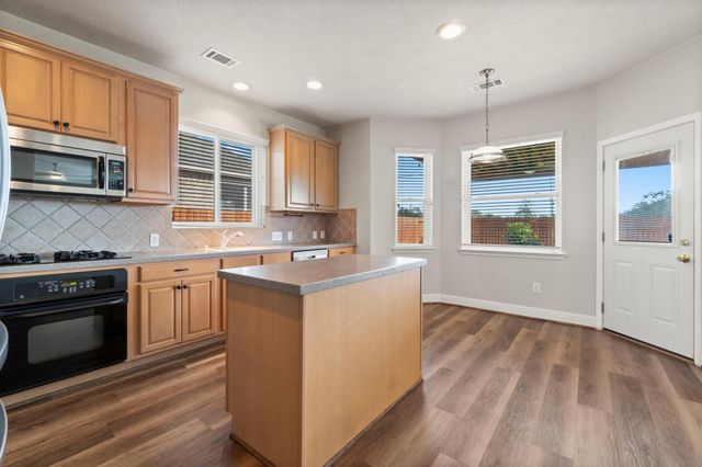 3505 Cedar Prairie Drive, League City, TX 77573