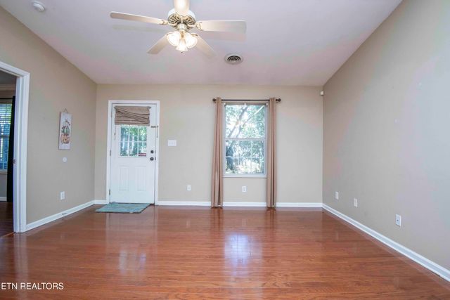 1315 Lucy Way 7, Knoxville, TN 37912