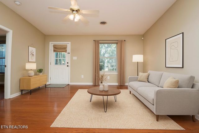 1315 Lucy Way 7, Knoxville, TN 37912