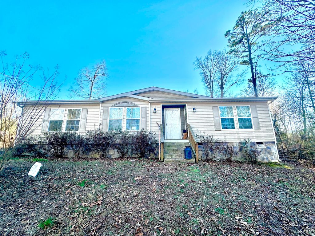 1209 Daniels Road, Trenton, GA 30752