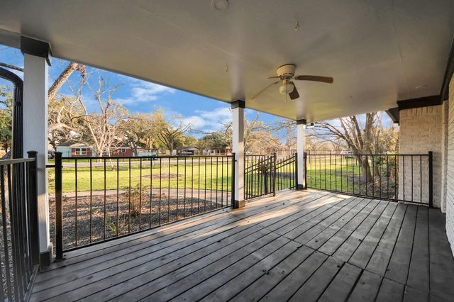 7135 Cayton Street, Houston, TX 77061