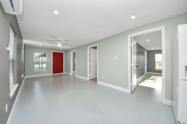 7135 Cayton Street, Houston, TX 77061