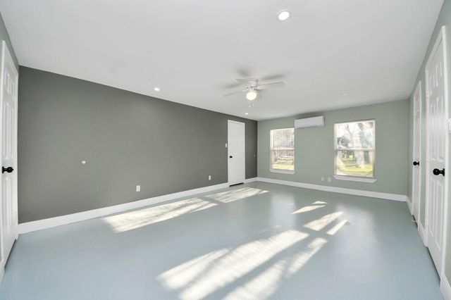 7135 Cayton Street, Houston, TX 77061