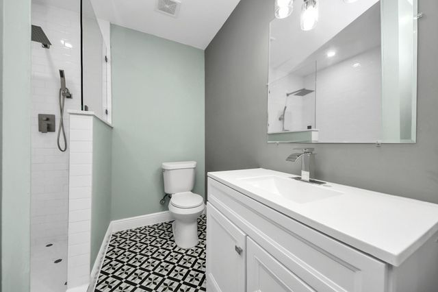 7135 Cayton Street, Houston, TX 77061