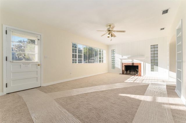 1067 SW 11TH TERRACE, Gainesville, FL 32601