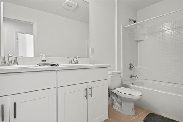 6305 SPRINGMONT LOOP, Palmetto, FL 34221