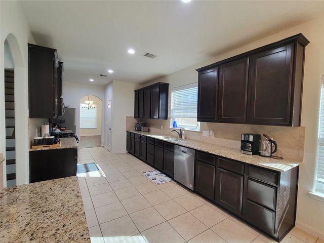 1835 Pembrook Circle, Conroe, TX 77301