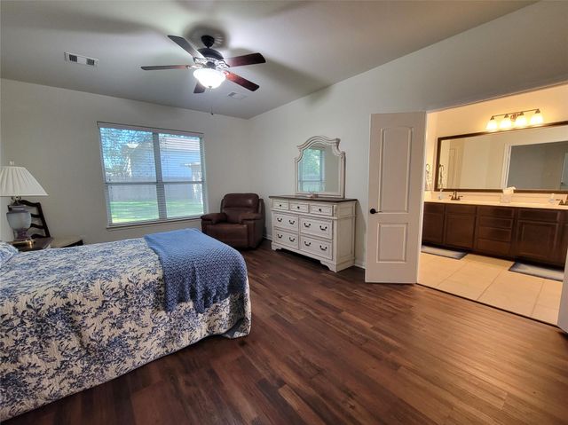 1835 Pembrook Circle, Conroe, TX 77301